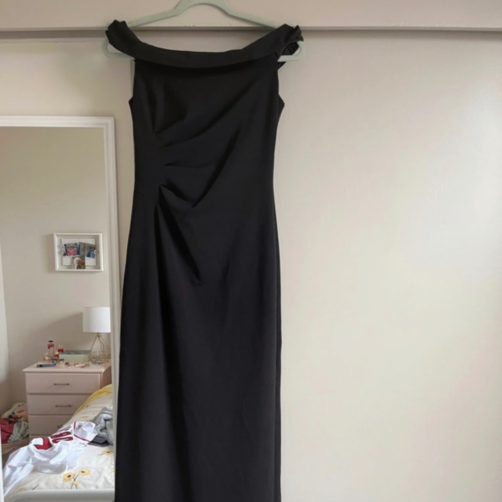 Dress - Picture 2 of 3